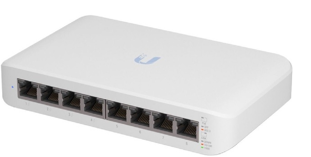 Switch 8-Puertos – Ubiquiti USW-LITE-8-POE | 2110 - Switch Lite PoE, Puertos: 8 (4x Gigabit Ethernet / 4x Gigabit Ethernet PoE +), Capa 2, Ancho de banda: 8 Gb/s, Power Draw: 8W, Energía de entrada DC: 50 a 57 VCC, Energía PoE: 52W
