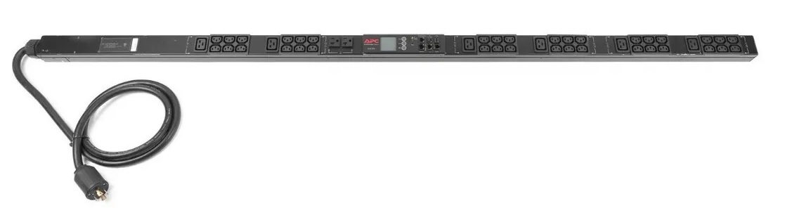 PDU de montaje en Rack - APC AP8861 | 2109 – PDU en Rack, Voltaje de salida: 120V / 208V, Voltaje de entrada: 208V 3PH, 36x C13, 2x NEMA 5-20R, 6x C19, NEMA L21-20P, Carga: 5700VA, Corriente de entrada: 20A, Dimensiones: 179.1 x 5.6 x 4.4 cm