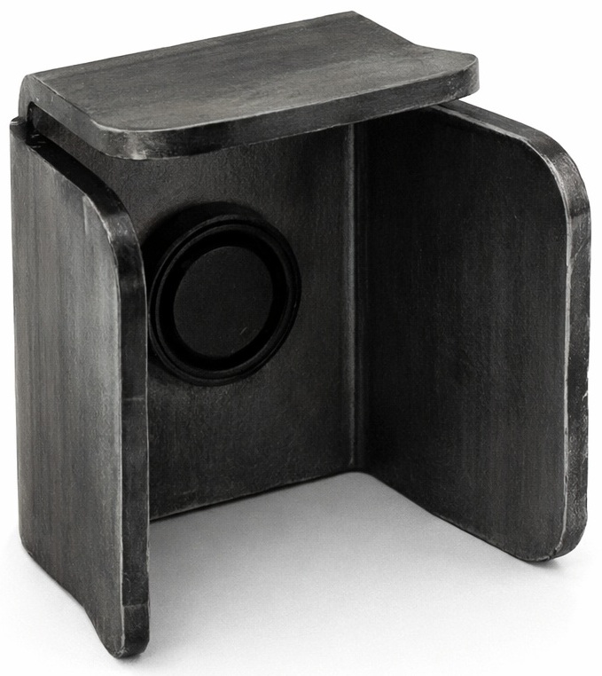 Cazoleta Superior / Comunello 199-50 Medio | 2604 - Comunello 199-50 10704705 Cazoleta superior diseñada para la recepción y estabilización del cierre en puertas batientes, fabricada en acero en estado bruto para permitir la fijación mediante soldadura