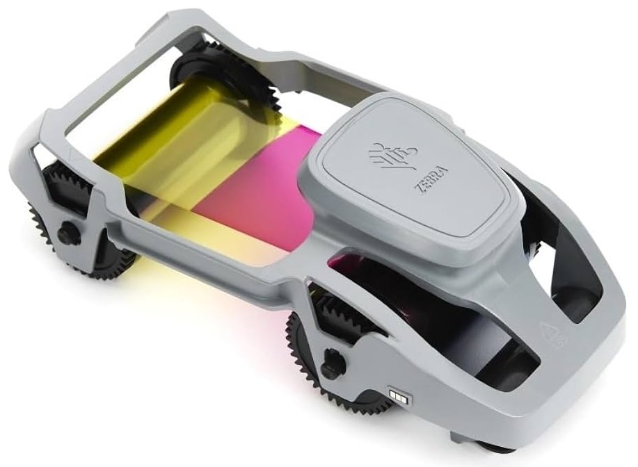 Cinta Color - YMCKOK / Zebra 800300-360LA | 2607 – Zebra 800300-360LA es una cinta de color original de seis paneles YMCKOK con bloqueo de región para América Latina, diseñada para la producción de identificaciones de alta calidad a doble cara