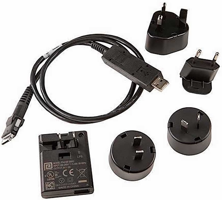 Fuente de Alimentación / Honeywell 203-990-001 | 2507 – Fuente de Alimentación Honeywell 203-990-001 diseñada para terminales móviles Honeywell e Intermec. Voltaje de entrada: 240 VAC, Potencia máxima: 10W, Conector: USB propietario, Puertos: 1x USB