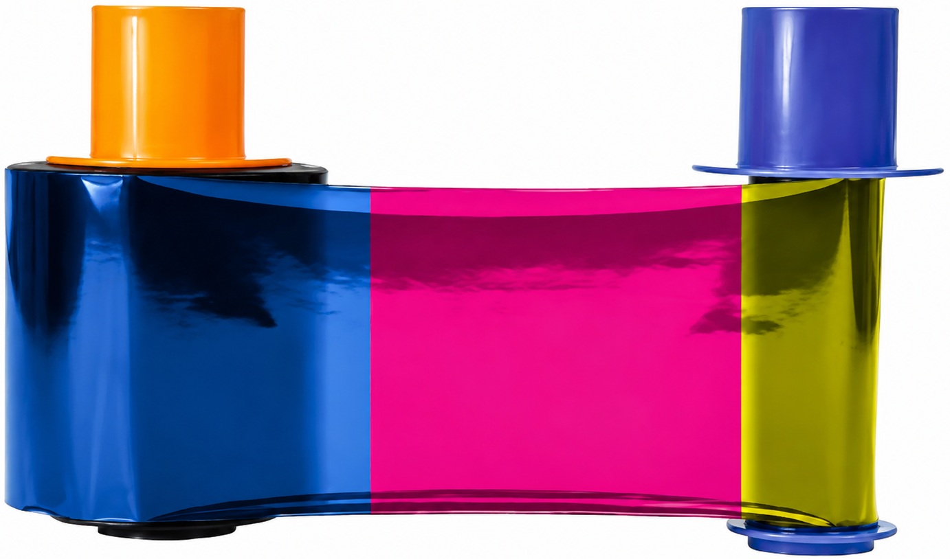 Ribbon YMCKO / HID 045610 | 2604 – HID 045610 es un ribbon diseñado para la impresión de credenciales a todo color con resina negra y capa protectora, cuenta con capacidad para 500 imágenes, tecnología de paneles amarillo, magenta, cian, negro