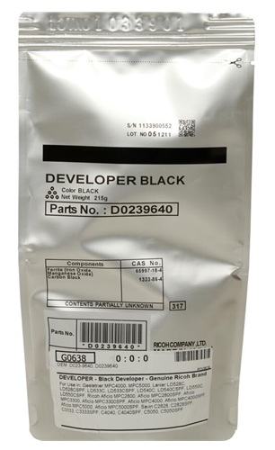 Revelador Ricoh D023-9640 / Negro 240.000 Páginas | 2608 - Ricoh D023-9640 es un revelador negro para impresoras y copiadoras Ricoh, Rendimiento: 240.000 páginas, Compatibilidad: Ricoh Aficio MP C2800, MP C2800SPF, MP C3300, MP C4000, MP C5000