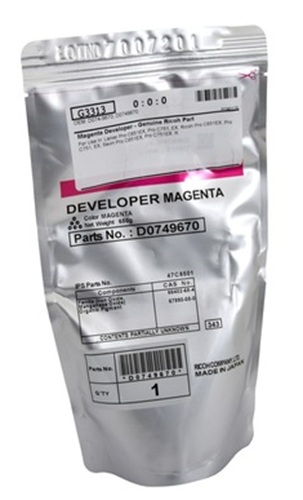 Revelador Ricoh D0749670 / Magenta 300.000 Páginas | 2608 - Ricoh D0749670 es un revelador Magenta para impresoras y copiadoras Ricoh, Rendimiento estimado: aproximadamente 300.000 páginas, Compatibilidad: Ricoh Pro-C651EX, Pro-C751, Pro-C751EX 